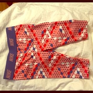 Nike Dri-fit Capri leggings